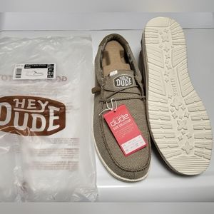 NWT Men's Hey Dude Wally Sox Stitch Size M14